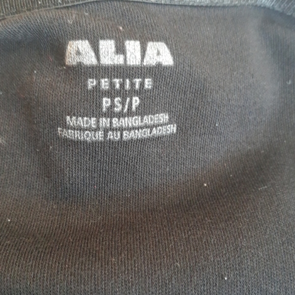 Alia Ladies Black Blouse sz. Petite - Picture 6 of 6
